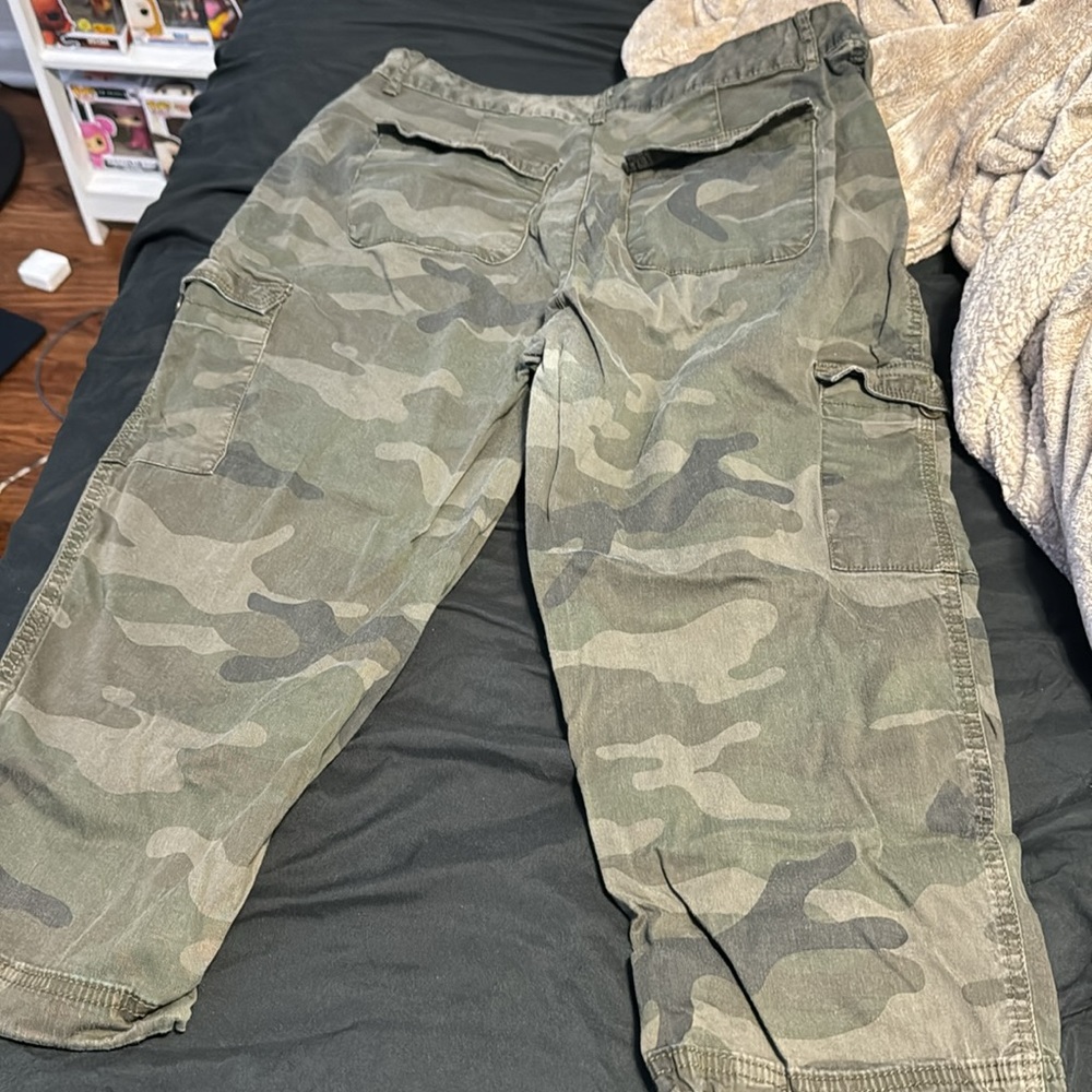 Army pants - Picture 2 of 2